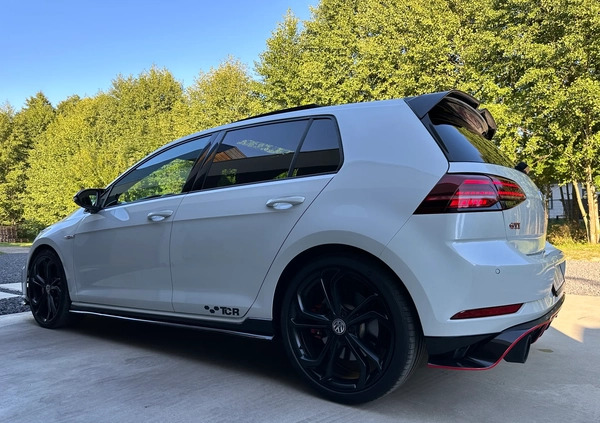 Volkswagen Golf cena 140000 przebieg: 105000, rok produkcji 2019 z Trzciel małe 154